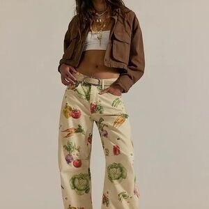 We The Free Good Luck Printed Barrel Jeans "Vegetables"